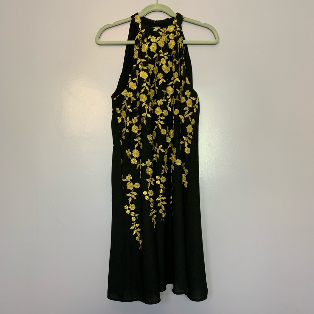 Kohl’s Black & Gold Floral Brocade Halter Dress 14